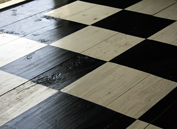Handhyvlat golv från Fredrik Bloms trädgårdspaviljong